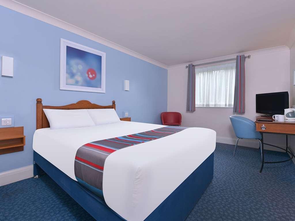 Travelodge Walton On Thames Kamer foto
