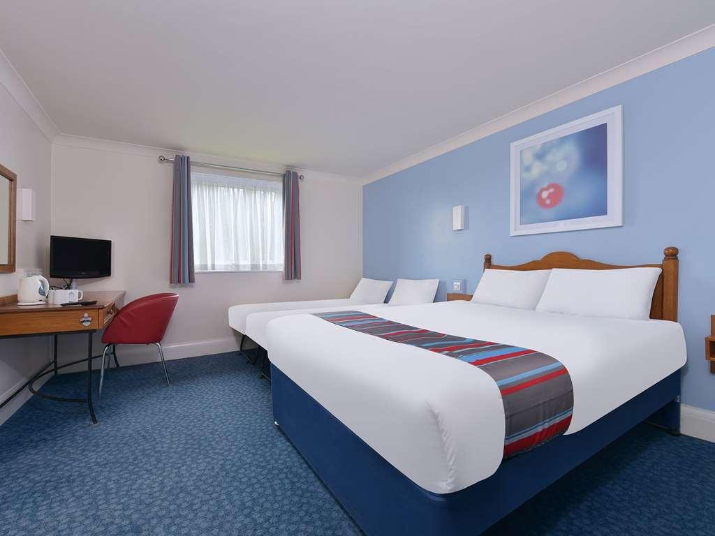 Travelodge Walton On Thames Kamer foto