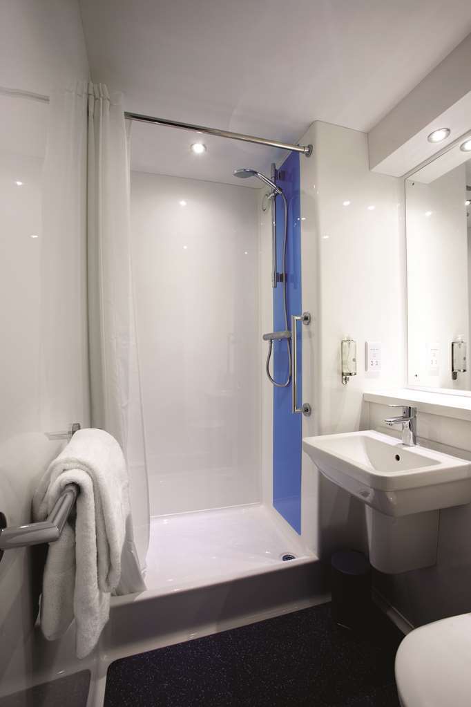 Travelodge Walton On Thames Kamer foto